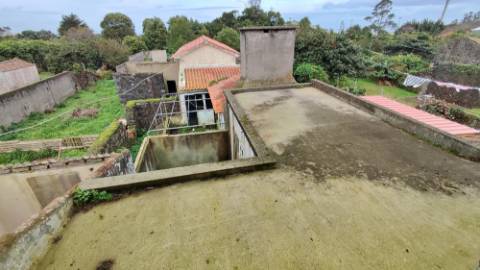 VENDA de MORADIA + EDIFÍCIO - Pico da Pedra, Ribeira Grande, Ilha de São Miguel, Açores