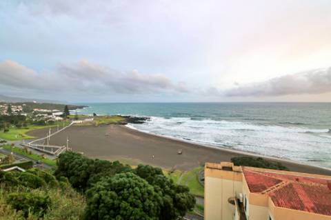 APARTAMENTO T3 MOBILADO com VISTA MAR para ARRENDAR - Pópulo, São Roque, Ponta Delgada, São Miguel, Açores