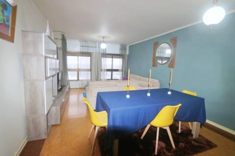 APARTAMENTO T3 MOBILADO com VISTA MAR para ARRENDAR - Pópulo, São Roque, Ponta Delgada, São Miguel, Açores