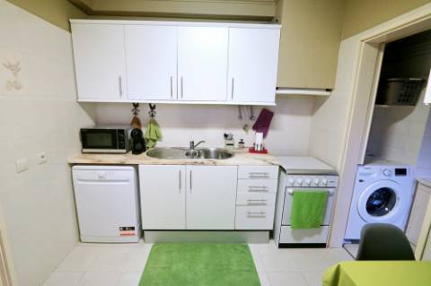 APARTAMENTO T3 MOBILADO com VISTA MAR para ARRENDAR - Pópulo, São Roque, Ponta Delgada, São Miguel, Açores