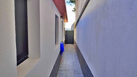 ANEXO de MORADIA para ARRENDAR Mobilado e Equipado - São Pedro, Ponta Delgada, ilha de São Miguel, Açores