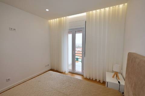 APARTAMENTO T2 para ARRENDAR junto ao Hospital e Parque Atlântico, Ponta Delgada