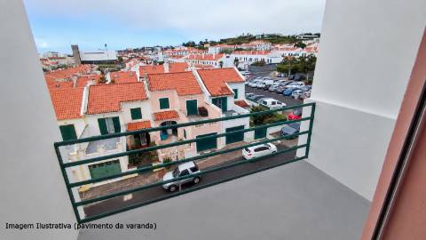 APARTAMENTO T2 para ARRENDAR junto ao Hospital e Parque Atlântico, Ponta Delgada