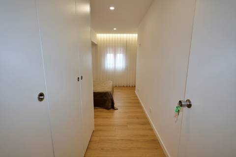APARTAMENTO T2 para ARRENDAR junto ao Hospital e Parque Atlântico, Ponta Delgada