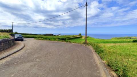 VENDA de AMPLO TERRENO URBANO com VISTA MAR - Santo António Nordestinho, Nordeste, Ilha de São Miguel, Açores