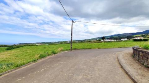 VENDA de AMPLO TERRENO URBANO com VISTA MAR - Santo António Nordestinho, Nordeste, Ilha de São Miguel, Açores