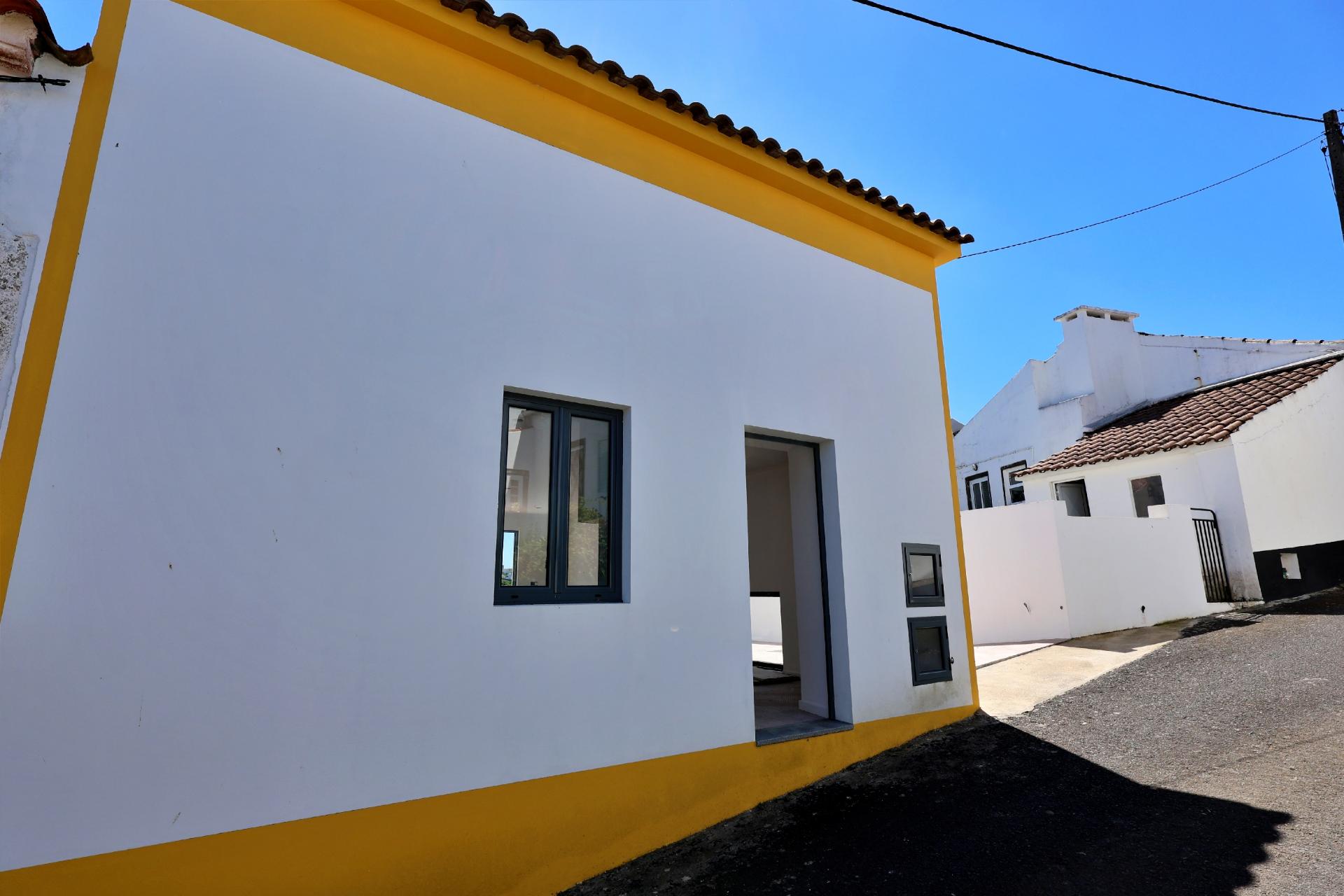 MORADIA NOVA para venda, com vista mar, Santana, Nordeste, Ilha de São Miguel, Açores