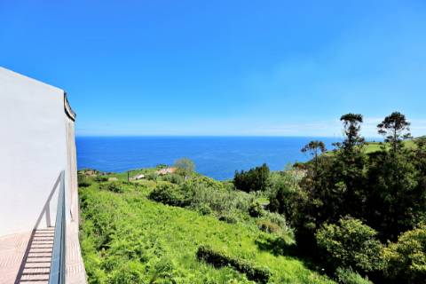 MORADIA NOVA para venda, com vista mar, Santana, Nordeste, Ilha de São Miguel, Açores