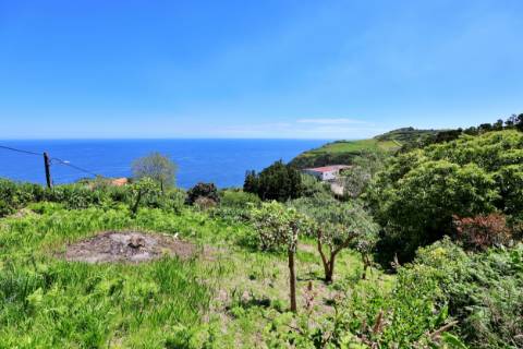 MORADIA NOVA para venda, com vista mar, Santana, Nordeste, Ilha de São Miguel, Açores