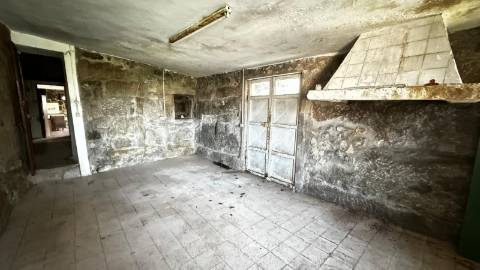 Casa Rústica para Recuperar