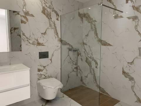 MORADIA T4 NOVA - Pronta a Habitar !!