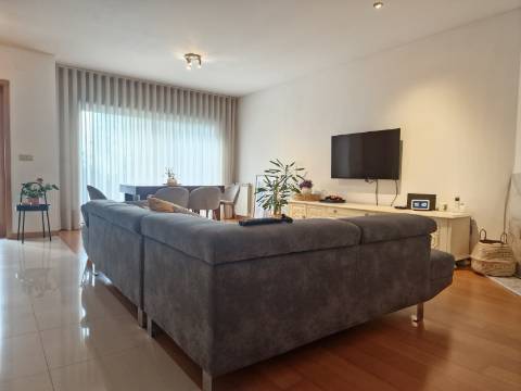 Moradia T3 - 3 Frentes