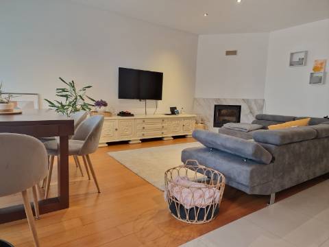 Moradia T3 - 3 Frentes