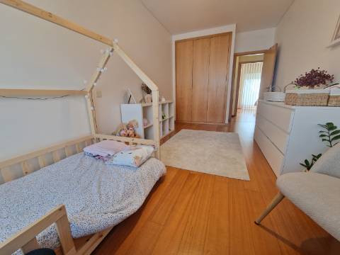 Moradia T3 - 3 Frentes