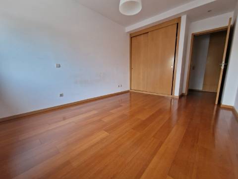 Apartamento T2 Como Novo - Centro da Cidade