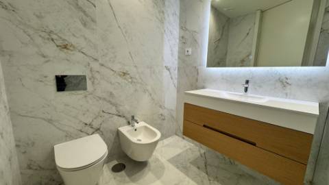 APARTAMENTO T1 NOVO - JOANE