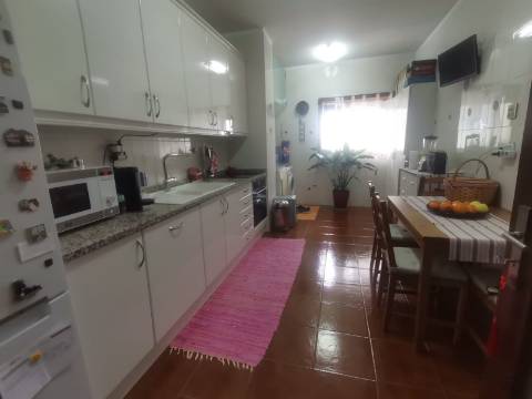 APARTAMENTO T3 MAIA