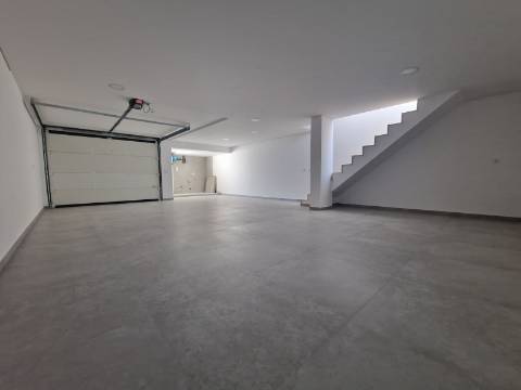 MORADIA T3 NOVA - ANTAS