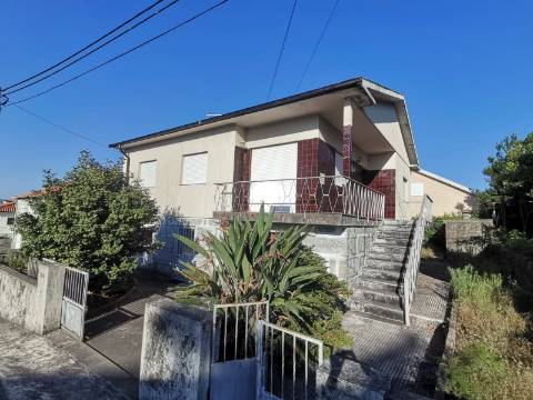 Moradia Individual T5