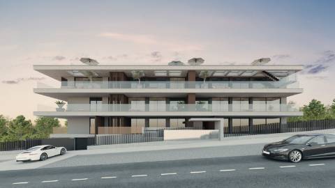 APARTAMENTO T3 c/ TERRAÇO - NOVO