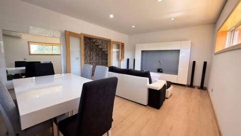 MORADIA T3 C/ NOVA - À ENTRADA DA CIDADE