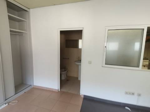 Pavilhão industrial - Gavião