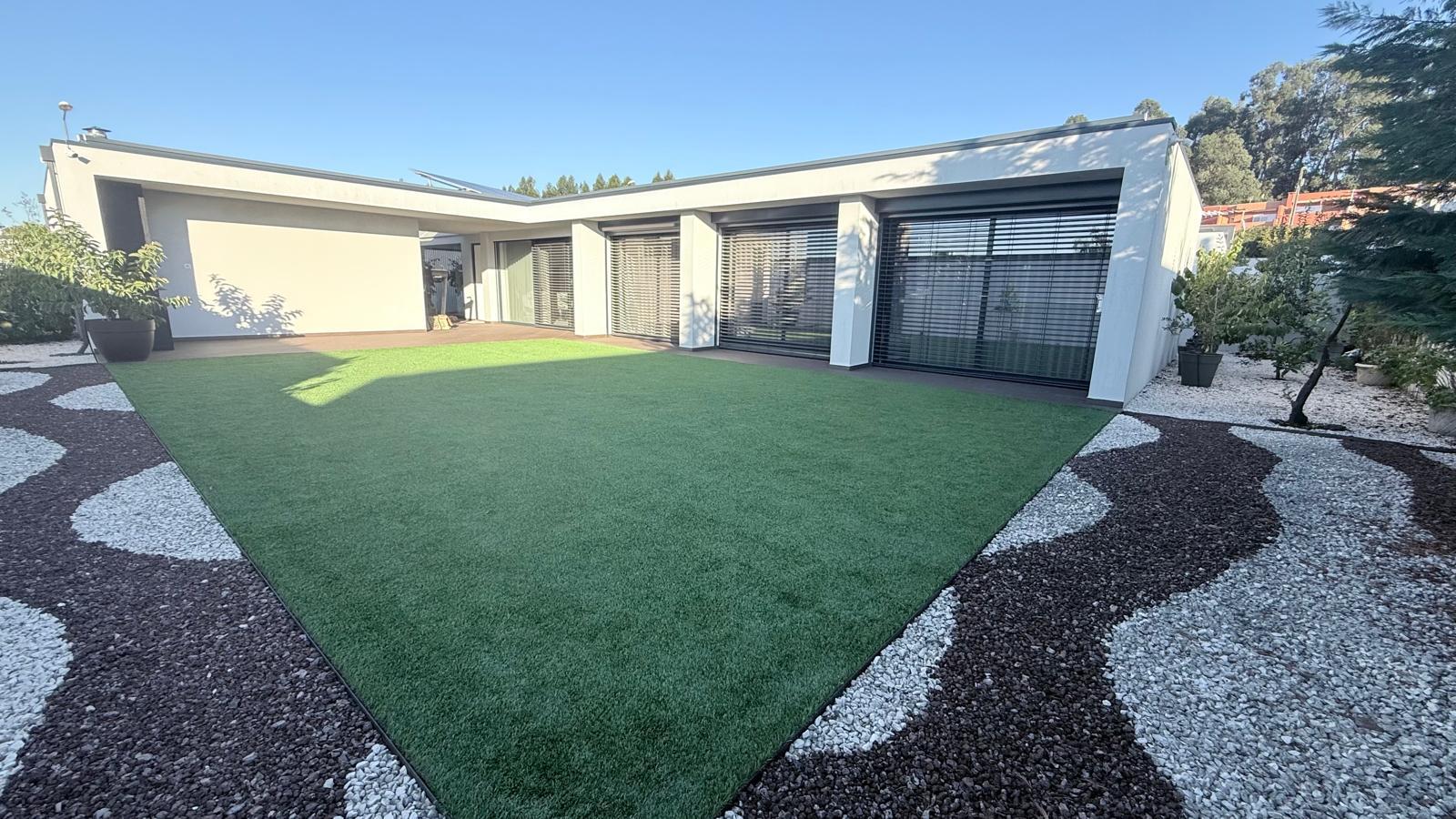 MORADIA INDIVIDUAL - LOURO