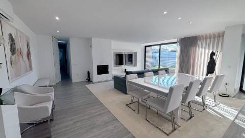 MORADIA INDIVIDUAL - LOURO