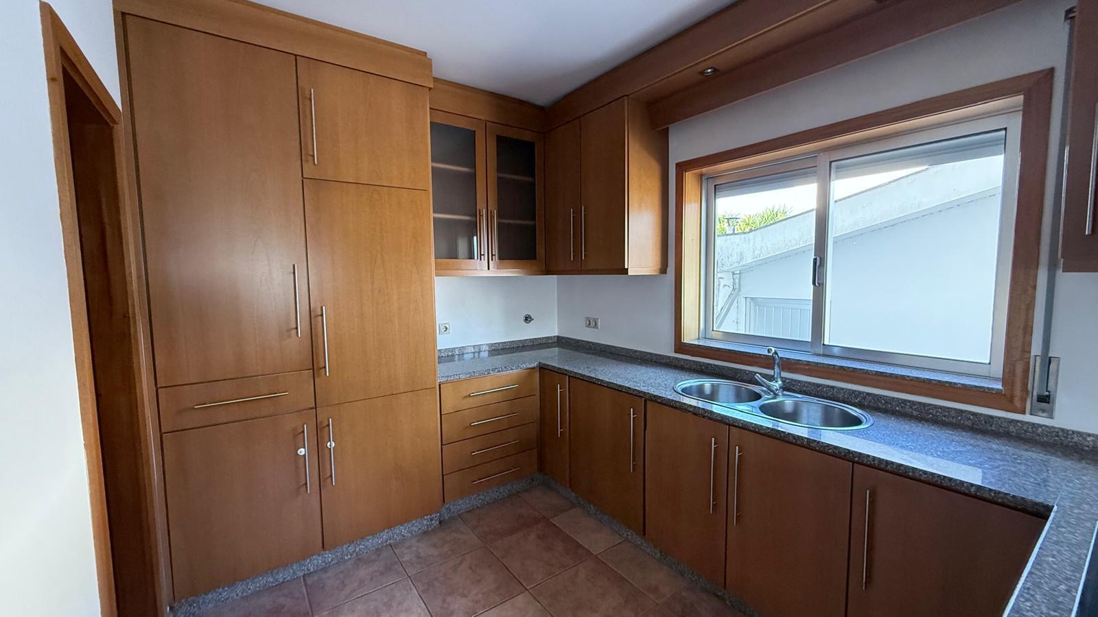 MORADIA INDIVIDUAL TERREA