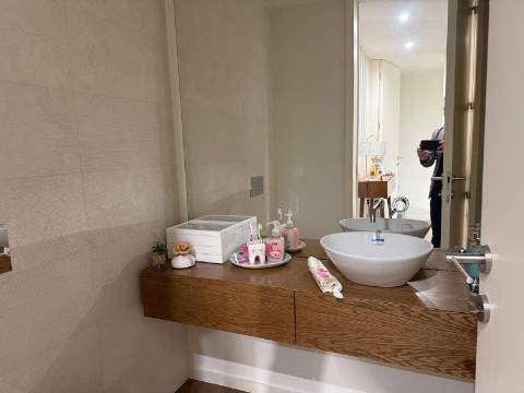 MORADIA T3 + 1 C/ NOVA - GAVIÃO