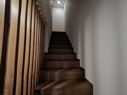 MORADIA T3 C/ NOVA - CAVALÕES