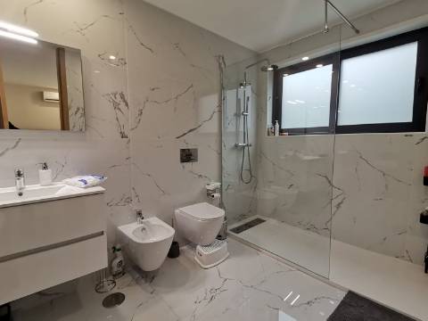 MORADIA T3 C/ NOVA - CAVALÕES