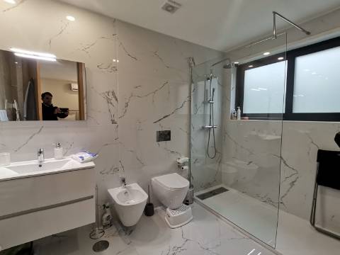 MORADIA T3 C/ NOVA - CAVALÕES