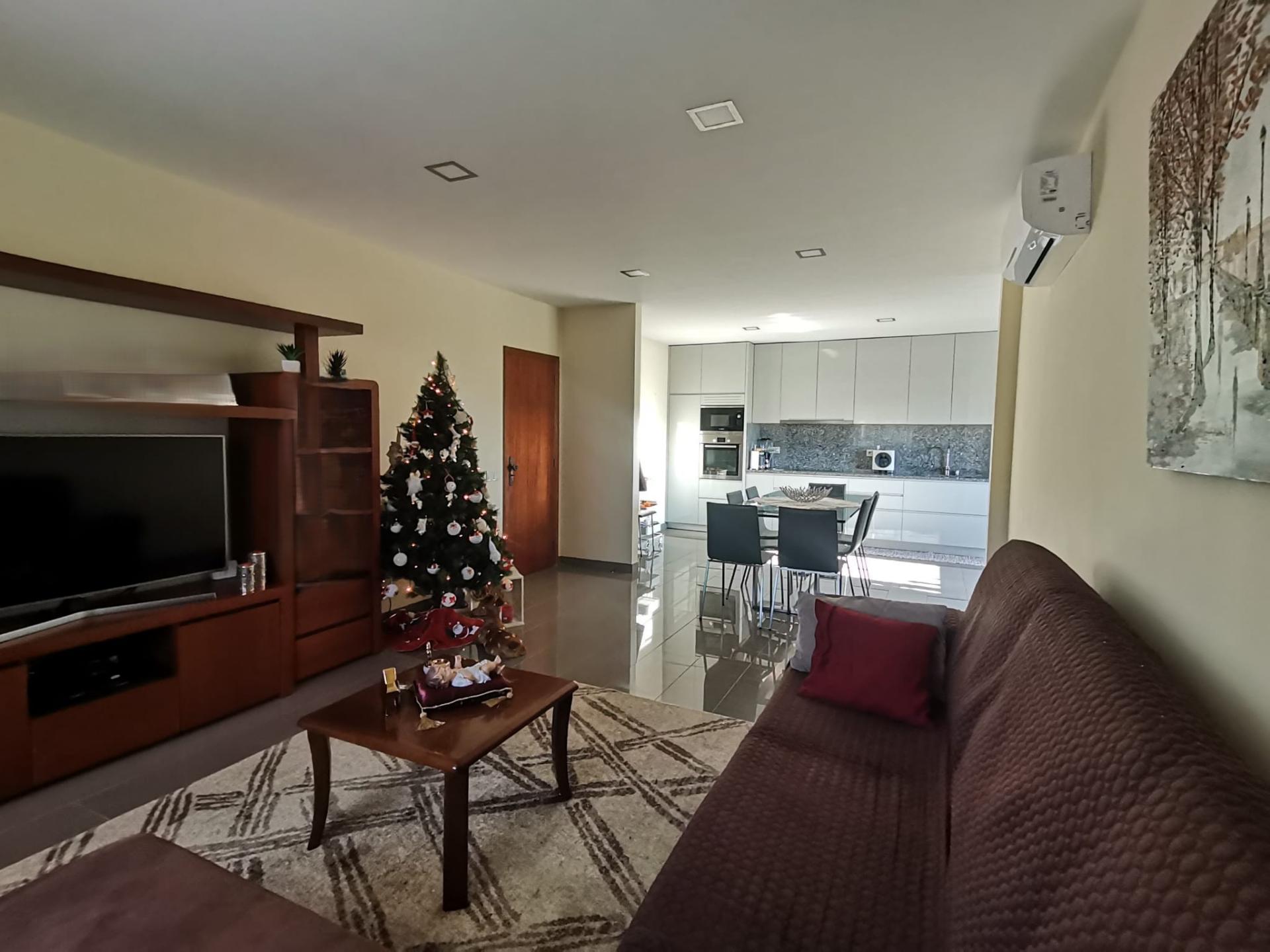 MORADIA INDIVIDUAL TÉRREA T4+1