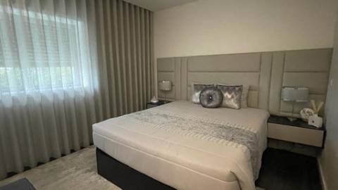 APARTAMENTO T3 C/ NOVO - Junto ao Centro - Talvai