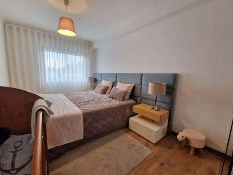 APARTAMENTO T3 C/ NOVO - Junto ao Centro - Talvai