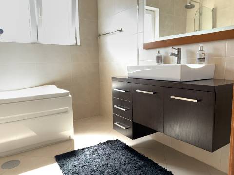 MORADIA T3+1 c/ Nova