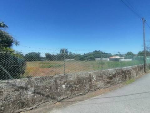 Terreno urbano para construção c/ 7.108 m2