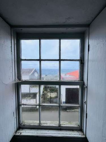 VENDE-SE MORADIA NA ILHA DA GRACIOSA