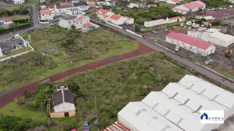 VENDEM-SE LOTES DE TERRENO PARA CONSTRUÇÂO, ZONA INDUSTRIAL SÃO ROQUE DO PICO