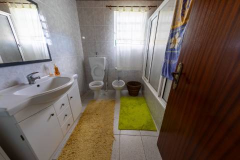 VENDE-SE QUINTA EM SÃO ROQUE DO PICO