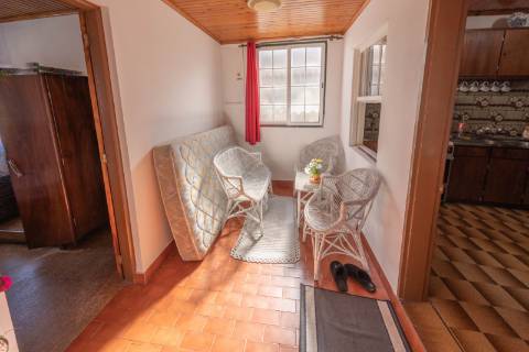 VENDE- SE MORADIA EM SÃO ROQUE DO PICO