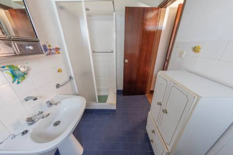 VENDE- SE MORADIA EM SÃO ROQUE DO PICO