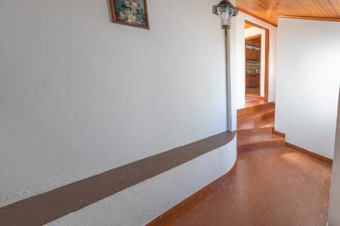 VENDE- SE MORADIA EM SÃO ROQUE DO PICO