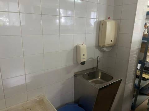 VENDE-SE PASTELARIA/PADARIA EM SÃO ROQUE DO PICO