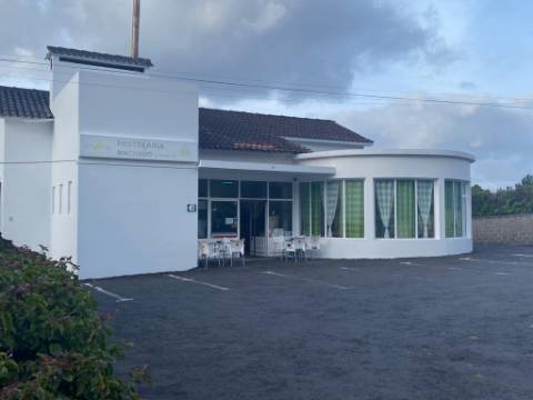 VENDE-SE PASTELARIA/PADARIA EM SÃO ROQUE DO PICO