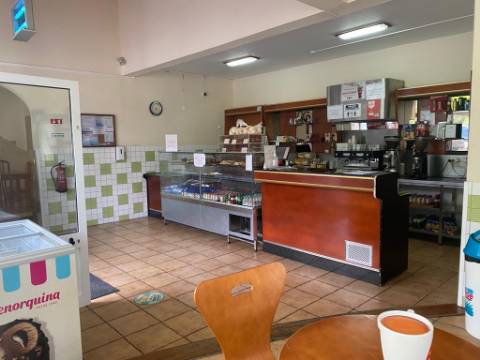 VENDE-SE PASTELARIA/PADARIA EM SÃO ROQUE DO PICO