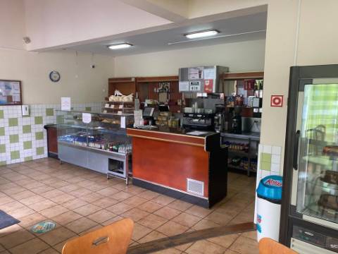 VENDE-SE PASTELARIA/PADARIA EM SÃO ROQUE DO PICO