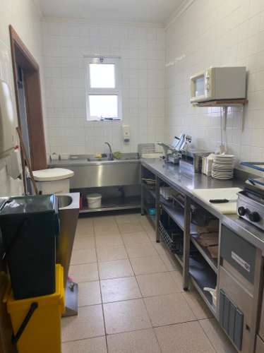 VENDE-SE PASTELARIA/PADARIA EM SÃO ROQUE DO PICO