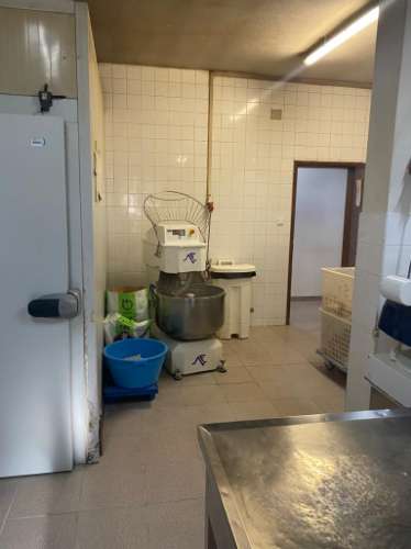 VENDE-SE PASTELARIA/PADARIA EM SÃO ROQUE DO PICO